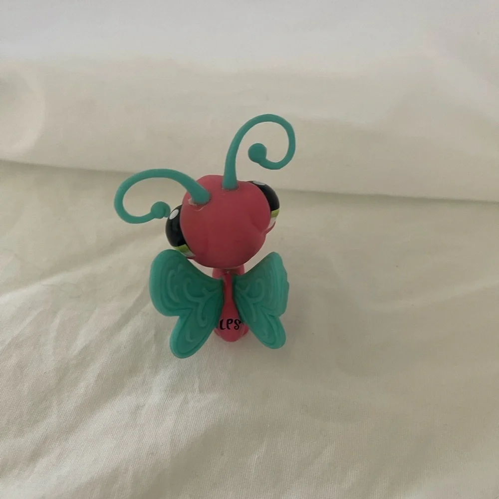 Littlest Pet Shop LPS Pink Butterfly #1917